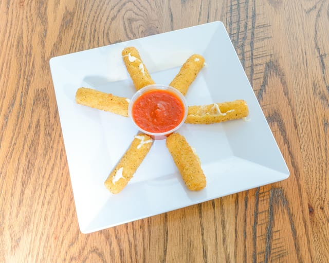 Mozzarella Sticks (6).