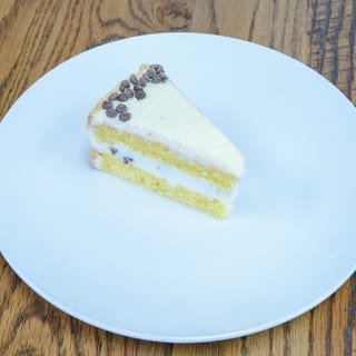Cannoli Cake
