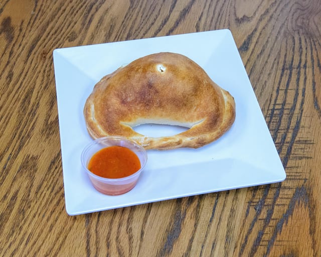 Calzone + Topping.