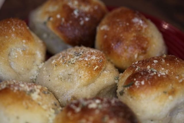 Garlic Knots.